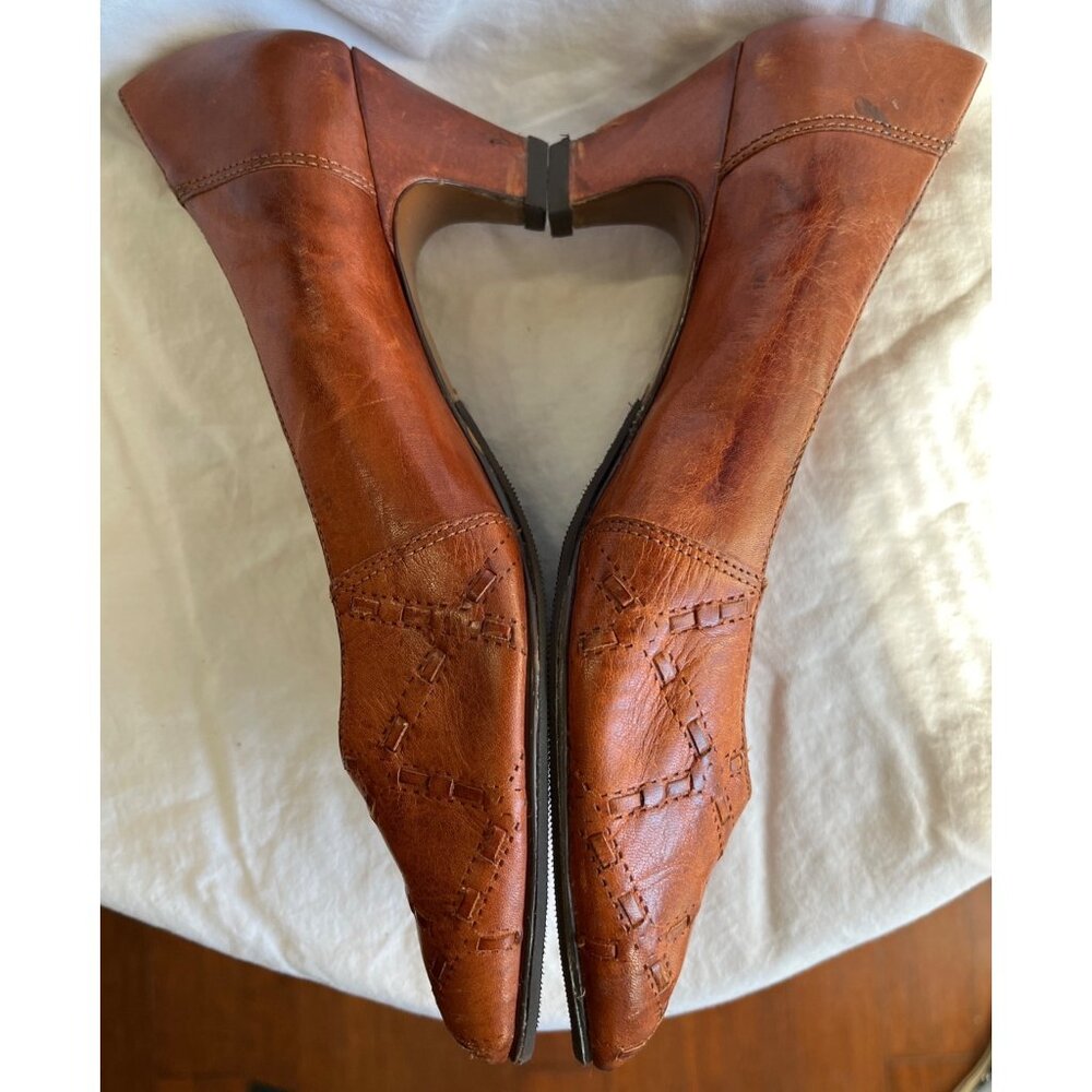 Vtg Leather Kitten Heel Brown Pumps Shoes Rustic Boho Stitch Accent Casual Wom 8 - Picture 9 of 13